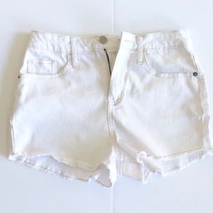 White jean shorts Size 4